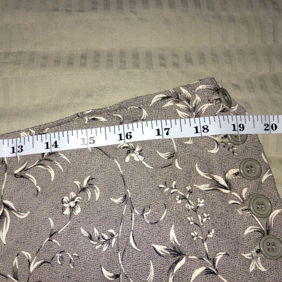 Ladies, New Woman a line, long skirt in 22 - Picture 5 of 8